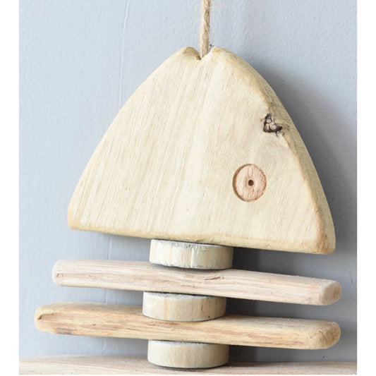 HANGIN FISH WOOD
