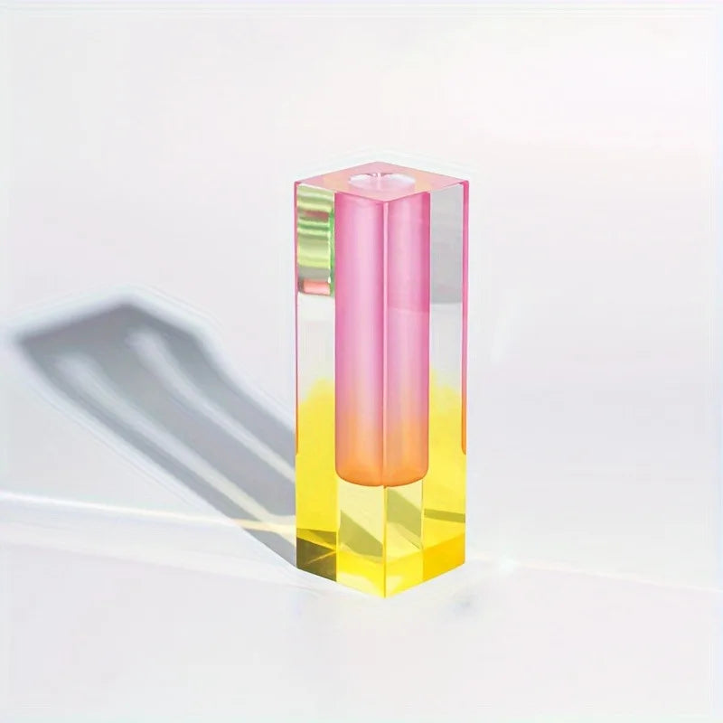 ACRYLIC VASE LETO