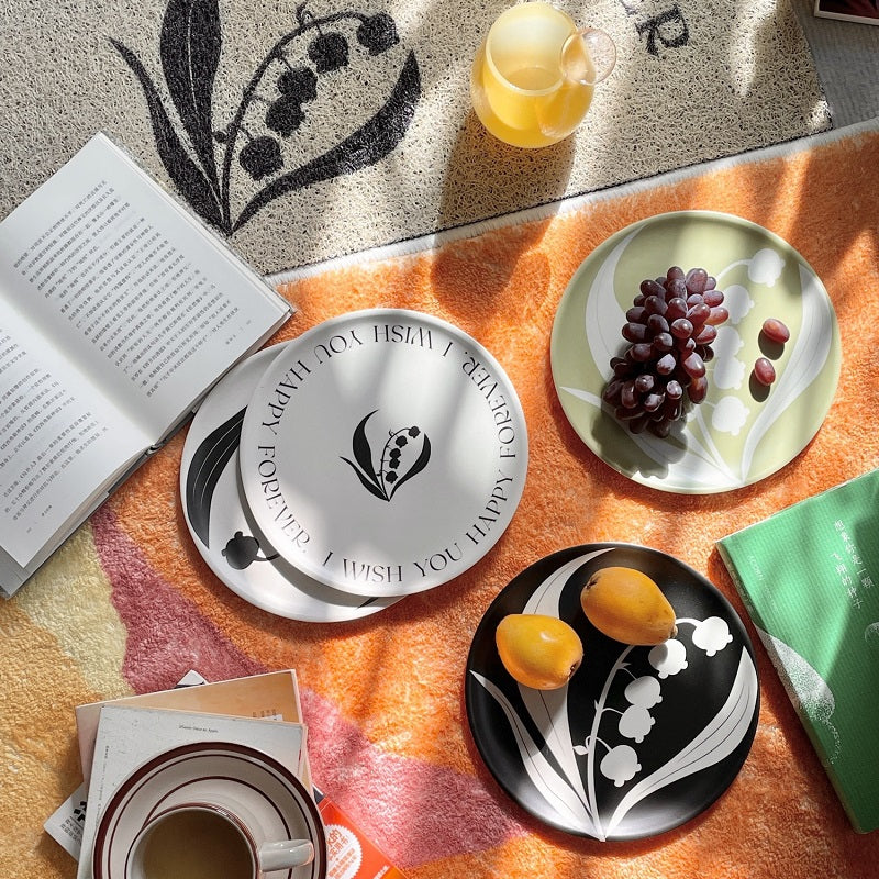 BLACK FLOWER BAMBOO PLATE