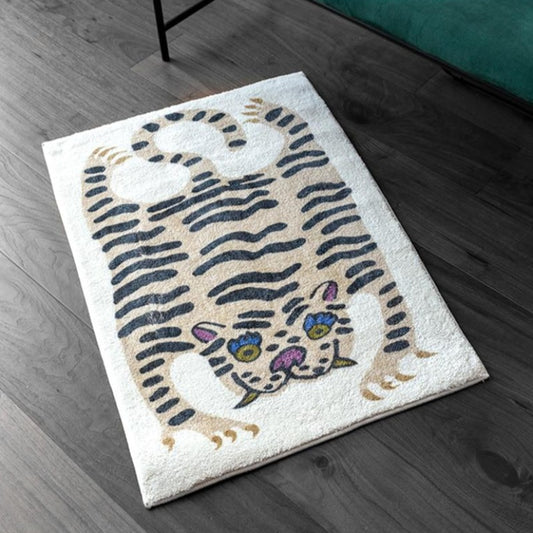 WHITE TIGER CARPET - CASA PAPAYA | HOME