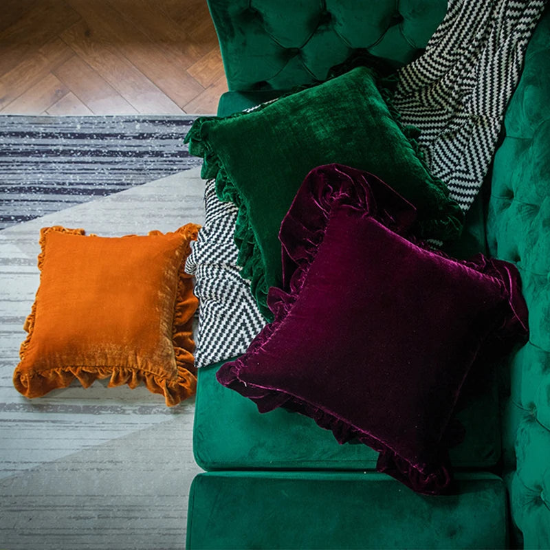 RUFFLE CUSHIONS