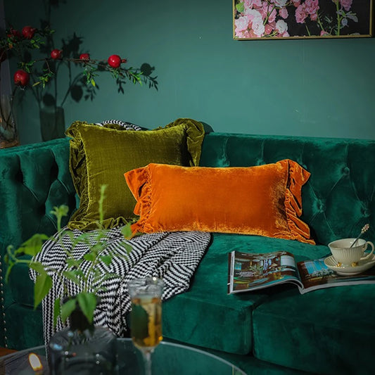 RUFFLE CUSHIONS