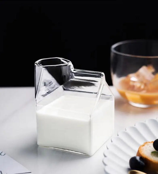 MILK GLAS