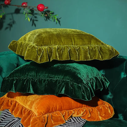 RUFFLE CUSHIONS