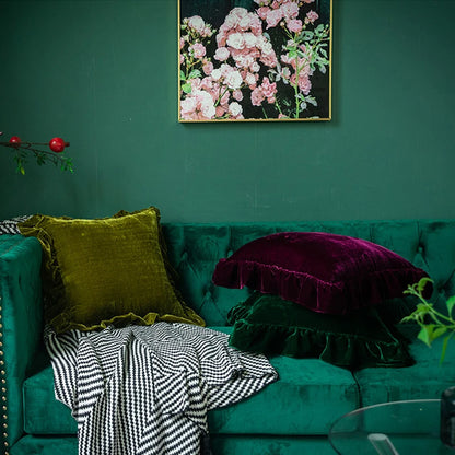 RUFFLE CUSHIONS
