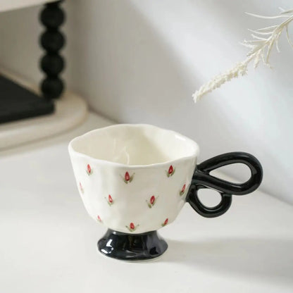 BUTTERFLY CUPS