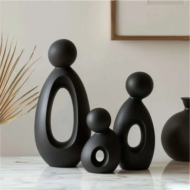 FAMILY STATUE DECOR