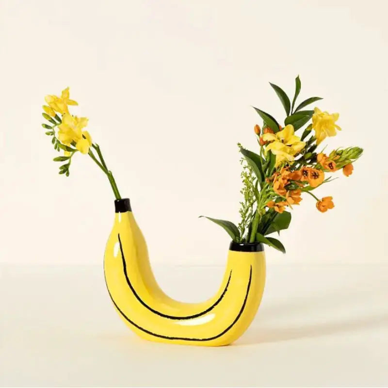 BANANA VASE