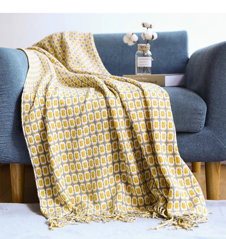 KNITTED PATTERN BLANKET