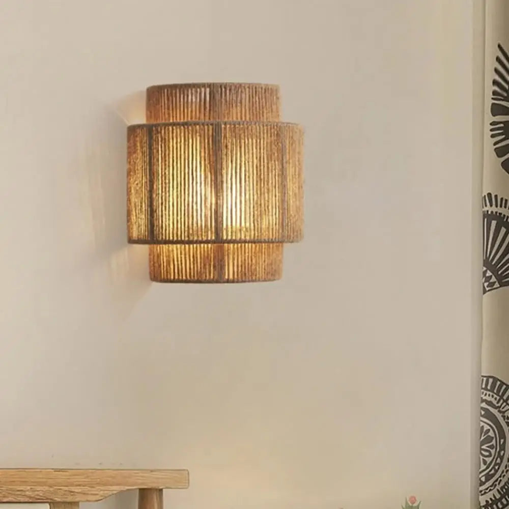 RATTAN WALL LIGHT