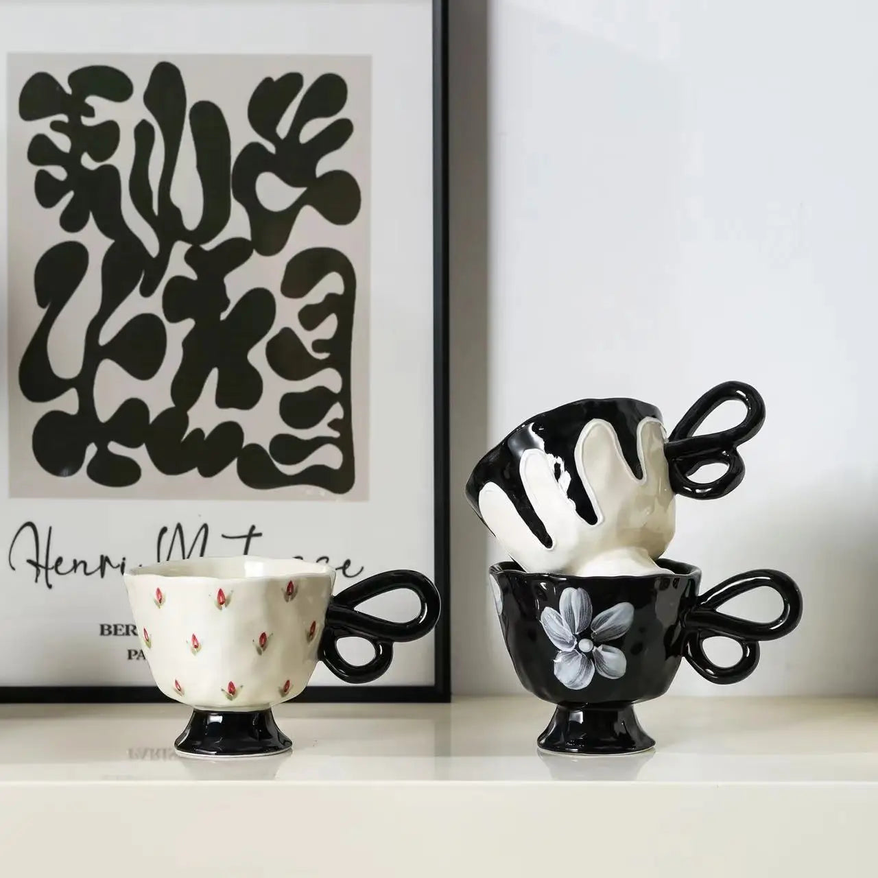 BUTTERFLY CUPS