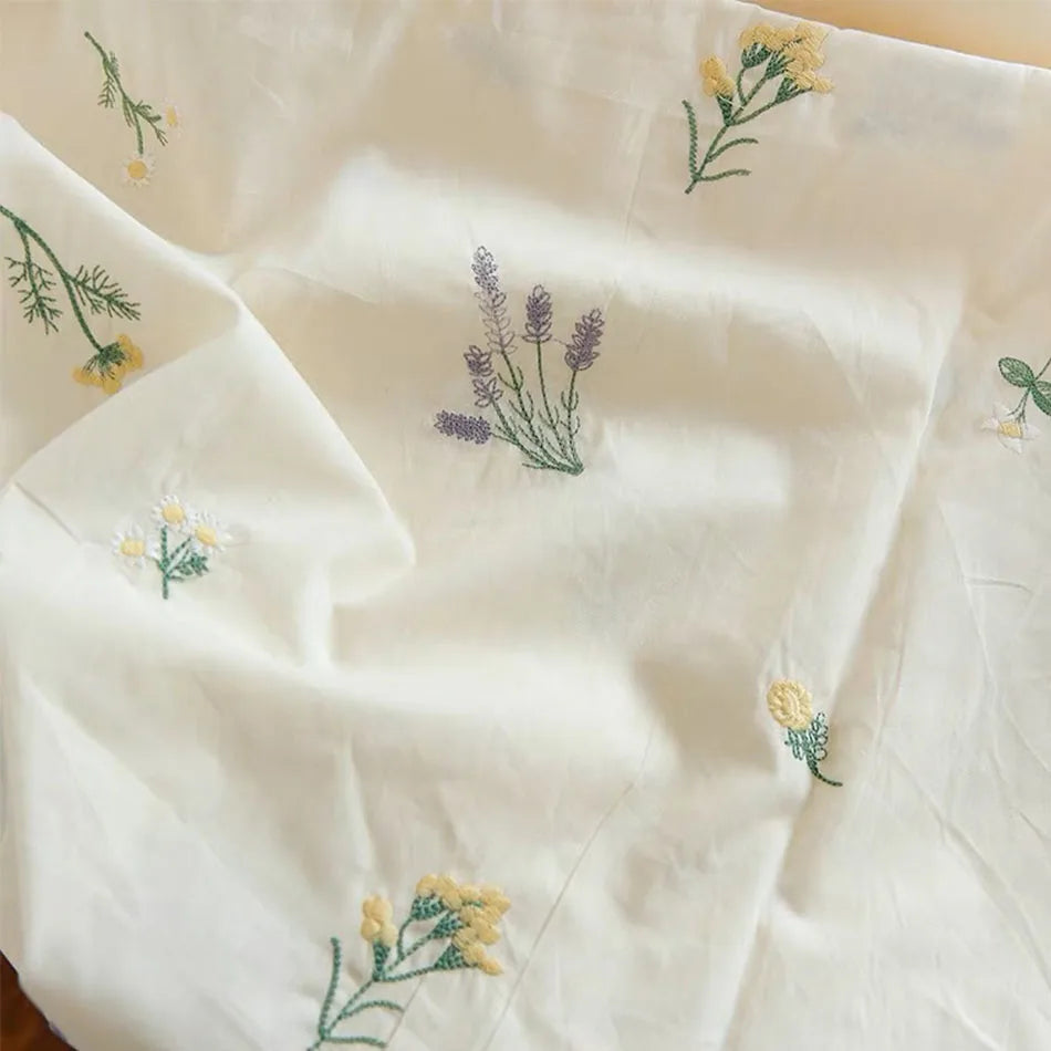 EMBROIDERY TABLECLOTH