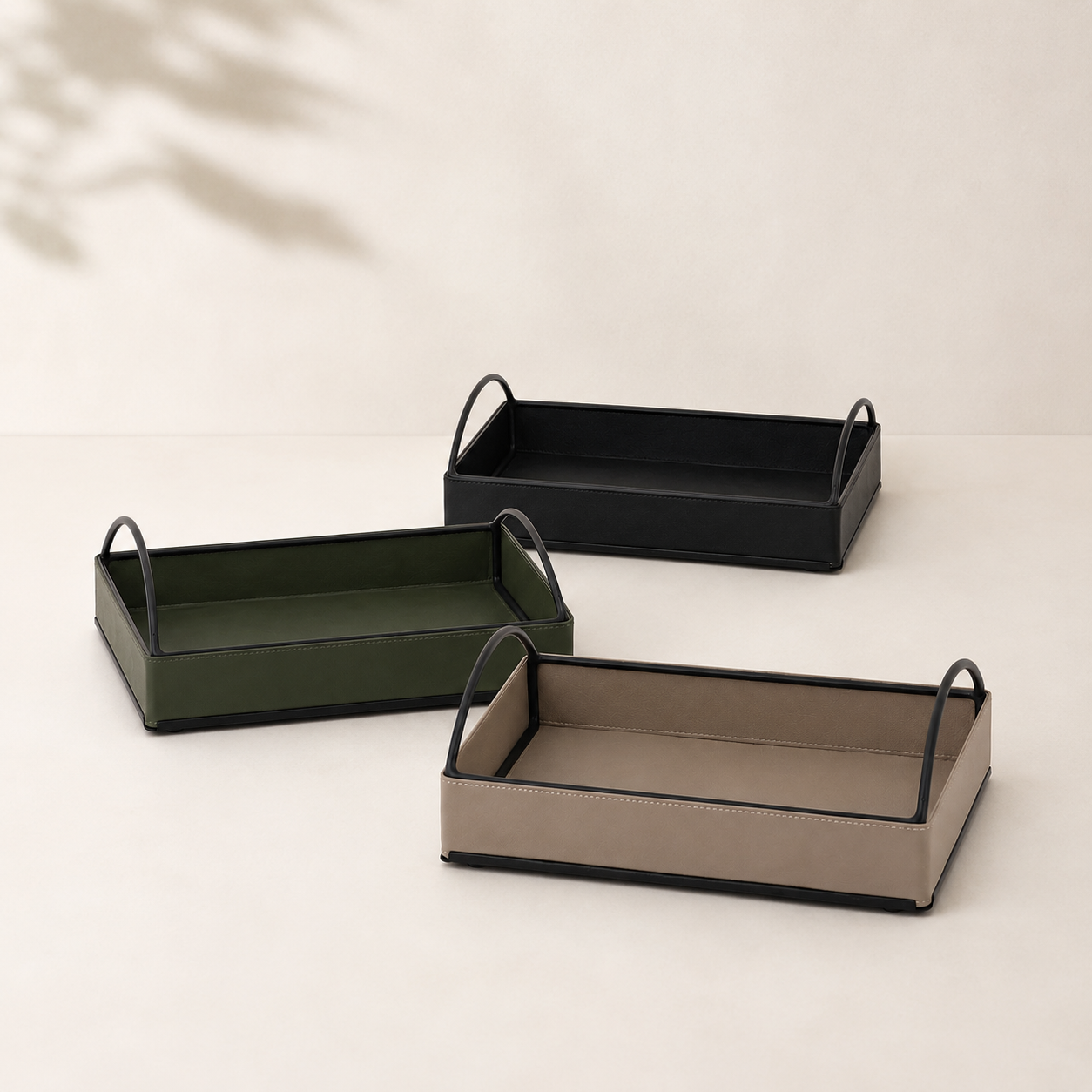 SERVING TRAY ROY