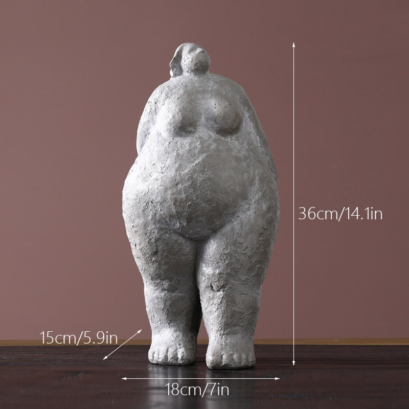 RESIN STATUETTE VINA