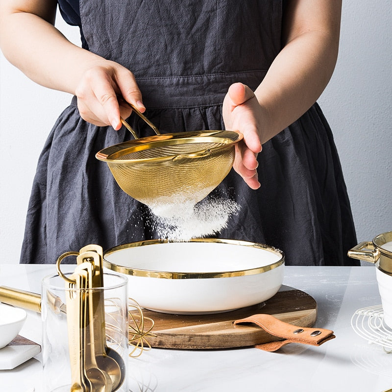 GOLD COLANDER - Casa Papaya