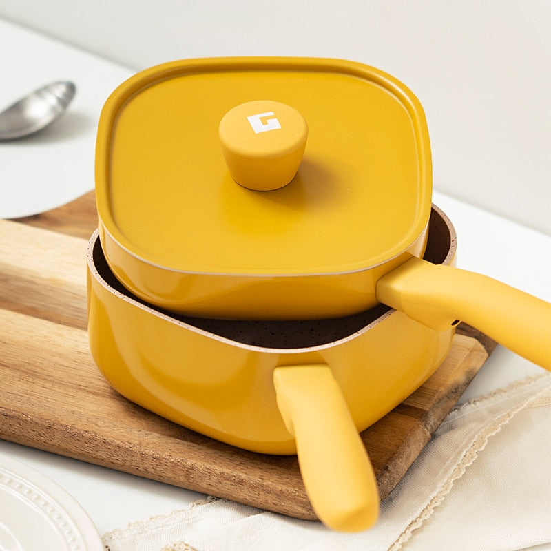 YELLOW SQUARE SHAPED PAN - CASA PAPAYA | HOME